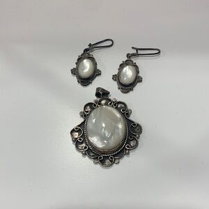 Elegant Vintage Silver and Opal Jewelry Set
